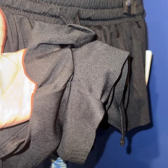 Faded Rose- NWT Black Flowy Shorts Size Medium - Picture 11 of 17